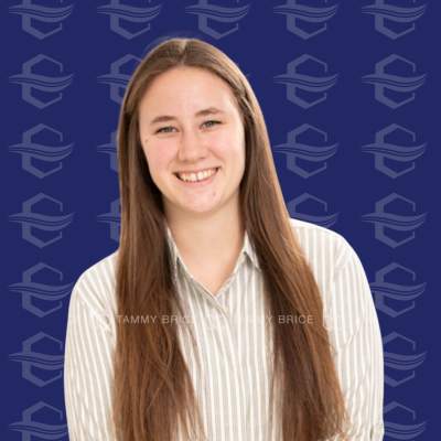 Photo of Hannah Johnson