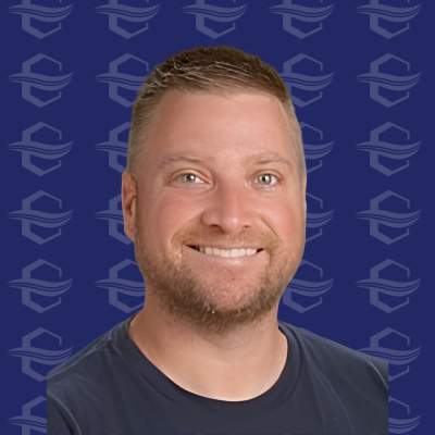 Photo of Derek Olson