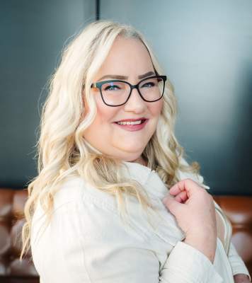 Photo of Wendy Heffernan